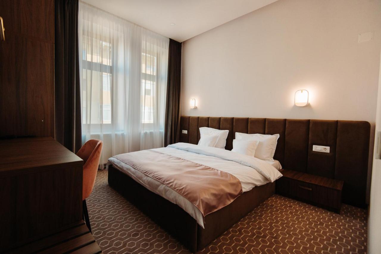 Roa Guesthouse Blaj Esterno foto